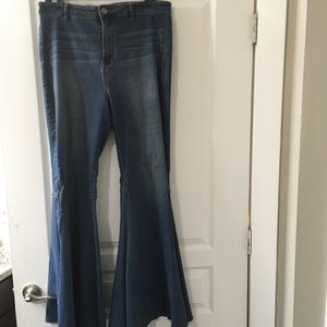 Baddie Bell Bottoms!